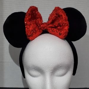 Disney Parks Minnie Mouse Black Plush Ears Red Seqin Bow Headband L👀K